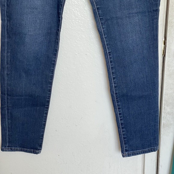 Chaps Womens Jeans Denim Size 12 Blue Mid Rise Mid Waist Slim Stretch Mid Wash - Picture 6 of 12